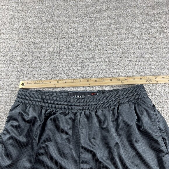 Vintage Nike Sportswear Basketball Shorts Gray Yellow Men’s Size XL - Picture 6 of 8